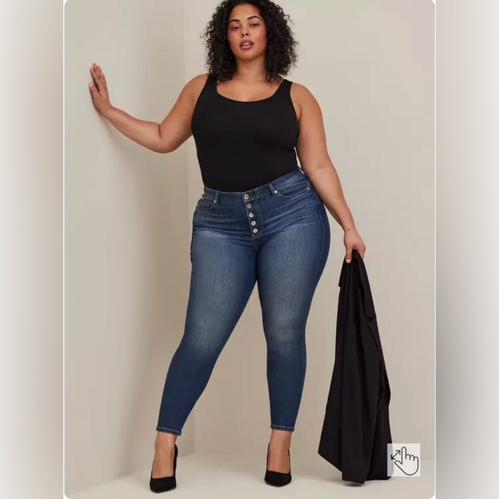 COPY - Torrid Bombshell Skinny Premium Stretch Button Up Jeans. - Picture 2 of 10
